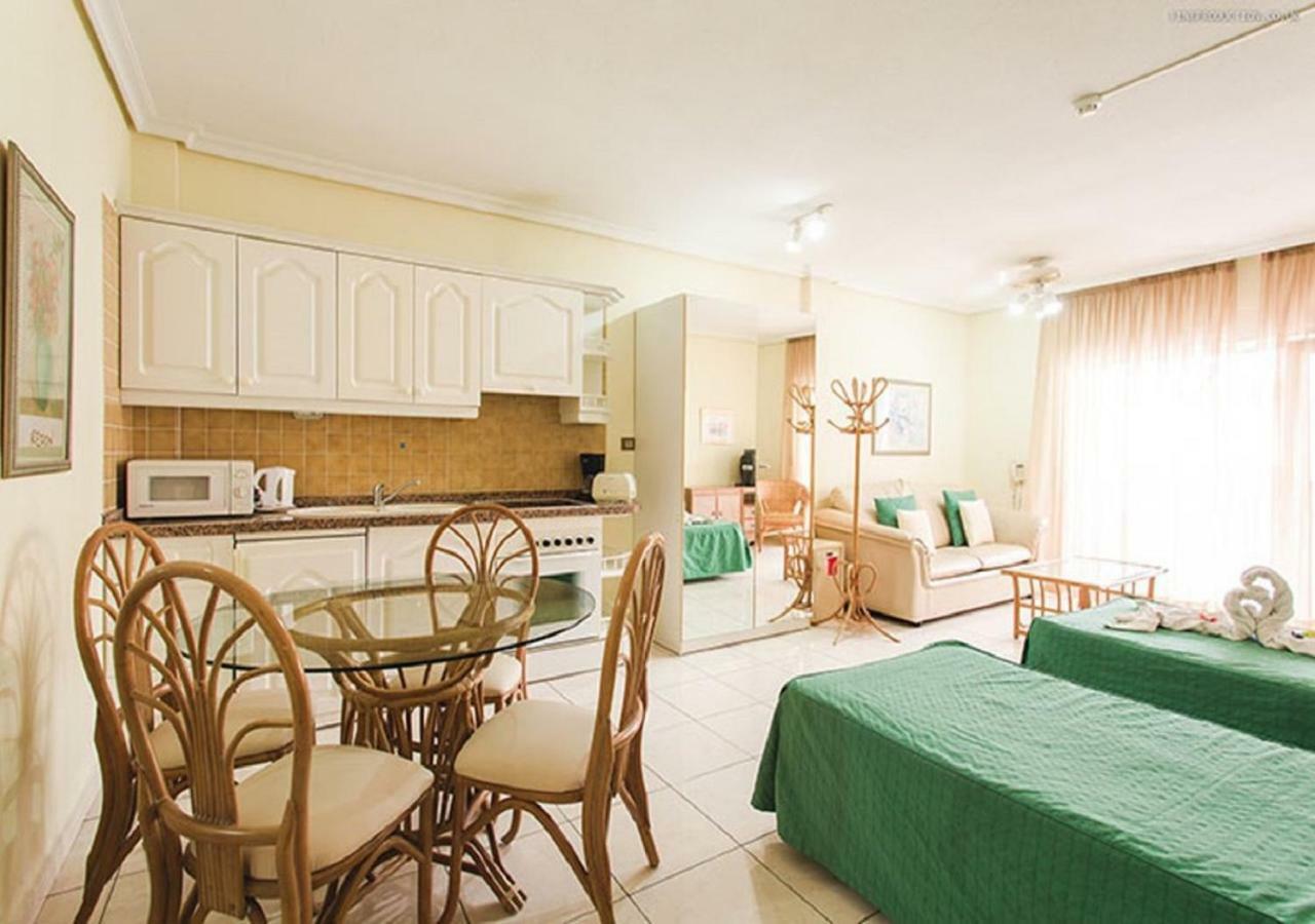Апарт отель Chayofa Country Club Плая-де-лас-Америкас Экстерьер фото